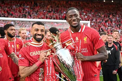 كوناتي: لا أعتقد أن صلاح سيرحل عن ليفربول